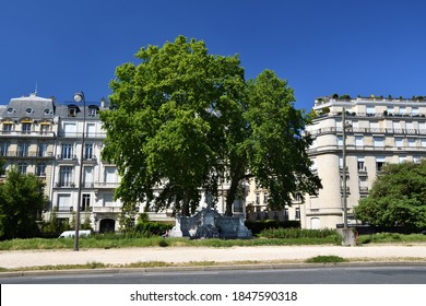 Avenue Foch In Paris, France