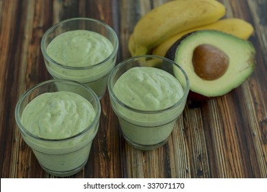 Avocado Banana Smoothie