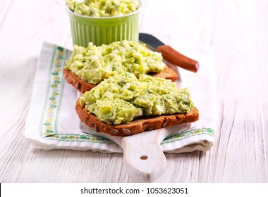 Avocado And Egg Salad Over Brown Bread