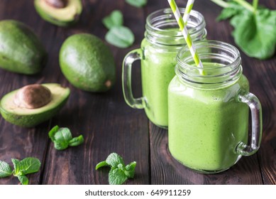 Avocado and spinach smoothies - Powered by Shutterstock