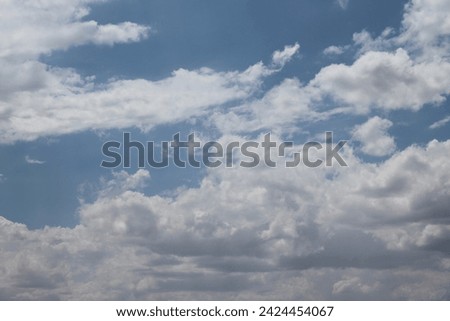 an awesome skycapture, clouds like dream