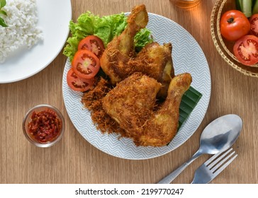 Ayam Goreng Lengkuas Kremes Galangal Fried Stock Photo 2199770247 ...