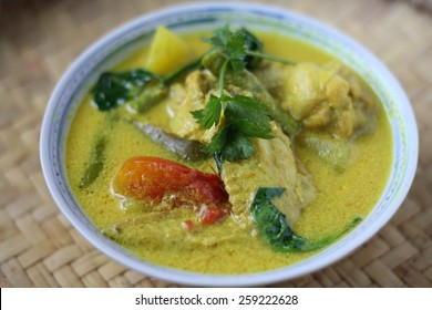 1,401 Masak lemak Images, Stock Photos & Vectors | Shutterstock