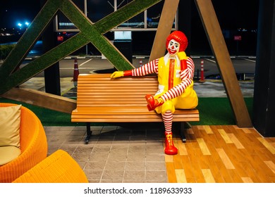 Mascot Macdonald Images Stock Photos Vectors Shutterstock