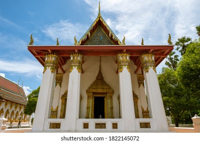 Ayutthaya / Thailand / August 8, 2020 : Wat Suwandararam Ratchaworawihan, Built In The Ending Phase Of Ayutthaya Era By The Father Of King Rama I (before His Succession To The Throne).