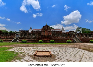 Ayutthaya, Thailand - July 16, 2022 : Prasat Nakhon Luang Was The Royal Residence Of The Kings In The Ayutthaya Period. Today It Is A Historical Study Center Of Thailand.