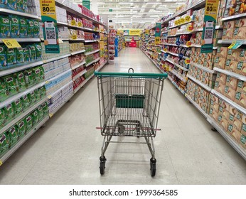 Ayutthaya, Thailand, JUNE 25, 2021 - Shoppin Cart  Put Alone In  Shopping Center Super Market Tesco Lotus Store Because Corona Virus Covid 19