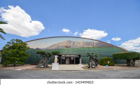 Azeitao, Lisbon, Portugal - June 7, 2019: Entrance To Bacalhoa Vineyard At Azeitao In The Setubal Region, Portugal Famous For Its Moscatel Wine