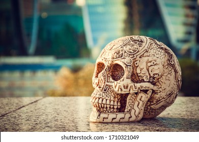 aztec skull at the skyscrappers