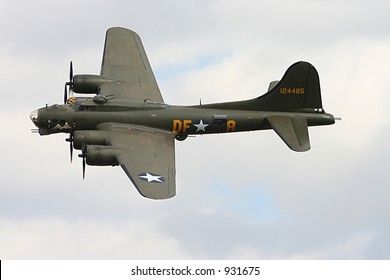 B17 Flying Fortress World War 2 bomber