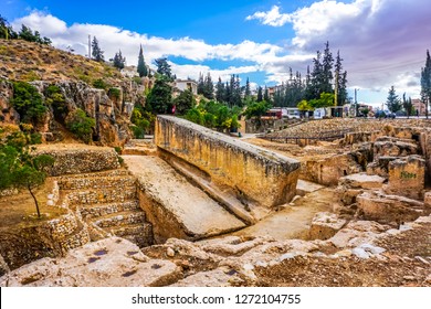 Baalbek Famous Roman Monolith Stone Of The Pregnant Woman