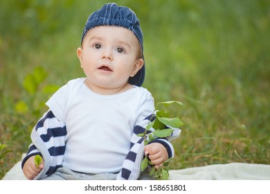 143,932 Baby white shirt Images, Stock Photos & Vectors | Shutterstock