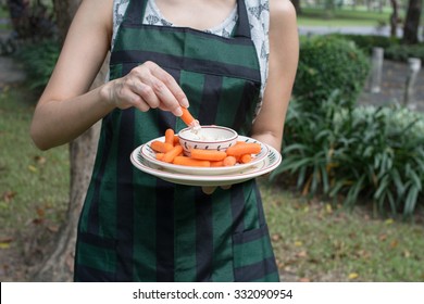 Baby Carrots With Ranch Dressing Dip In Outdoor