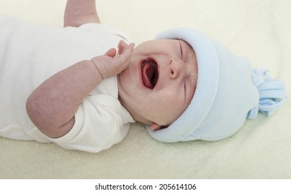 Baby Cries Stock Photo 205614106 | Shutterstock