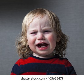 Baby Crying Stock Photo 405623479 | Shutterstock