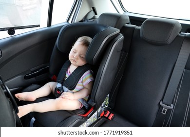 Baby Girl Is Sleeping İn Baby Car Seat