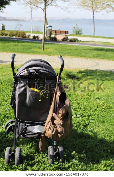 baby stroller for golf course