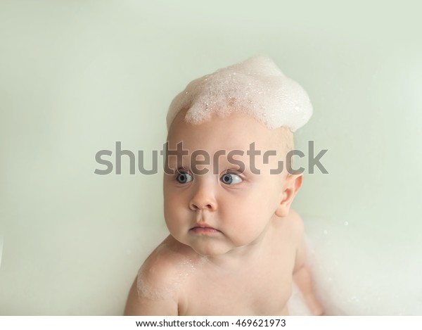 bath foam baby