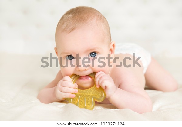 teethers for toddlers with teeth