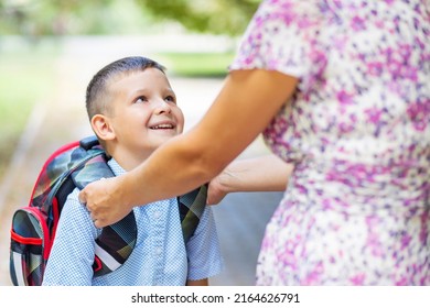 684 Mother Saying Goodbye Images, Stock Photos & Vectors | Shutterstock