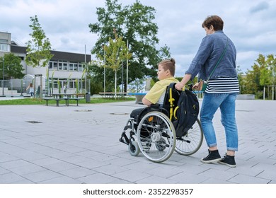 Photo of caucasian disabled woman in sportswear with prosthetic