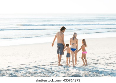 Familie nackt strand
