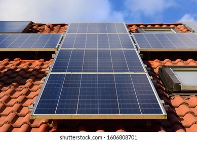 5,250 Solar roof tiles Images, Stock Photos & Vectors | Shutterstock