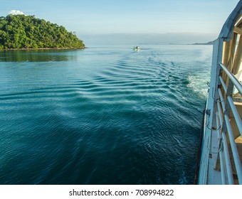 The background image while the sea running in the same color as the sky, Koh Chang area.
