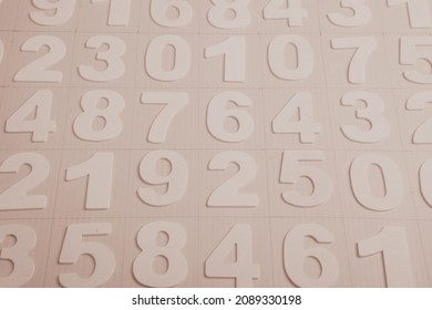 Background of numbers. from zero to nine. Numbers texture. Finance data concept. Matematic. Seamless pattern with numbers. financial crisis concept. Business success.