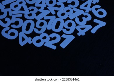 Background of numbers. from zero to nine. Numbers texture. Finance data concept. Mathematic. Seamless pattern with numbers. financial crisis concept. Business success.
