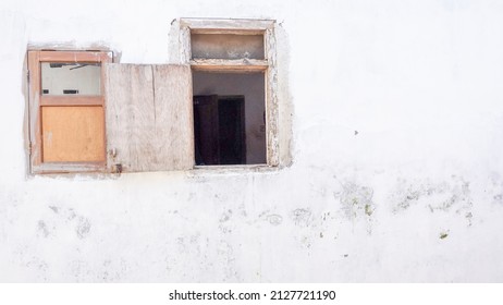 background wall of an ancient house made of wood in Indonesia - Powered by Shutterstock