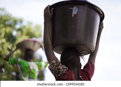 1,108 African child labor Images, Stock Photos & Vectors | Shutterstock