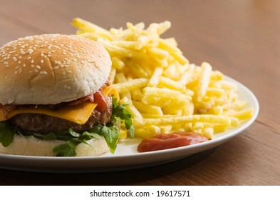 Bacon Cheeseburger With Fries