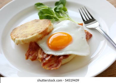 Bacon & Egg, English Muffin Breakfast Sandwich