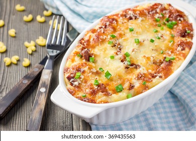 Bacon Lovers' Mac And Cheese In Baking Dish