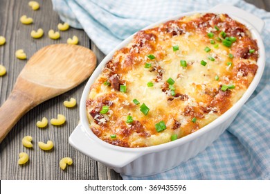 Bacon Lovers' Mac And Cheese In Baking Dish