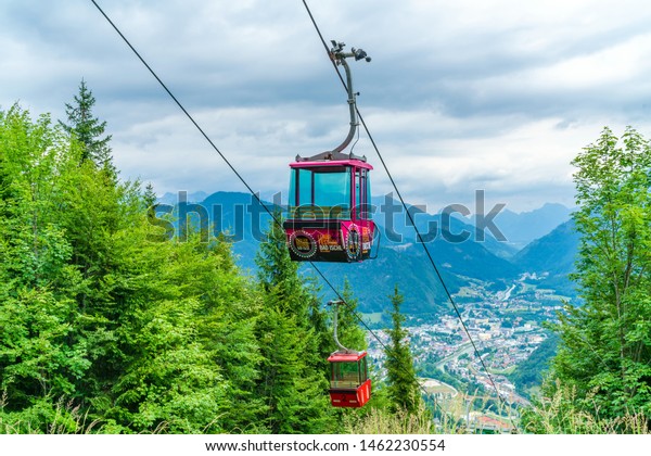 BAD\
ISCHL, AUSTRIA - JULY 09 2019: Katrin cable car goes to the top of\
Katrin mountain, which offers panoramic alpine views of lakes and\
peaks over Bad Ischl as well as scenic hiking\
trails