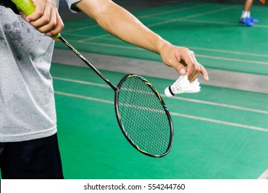 Badminton Serve