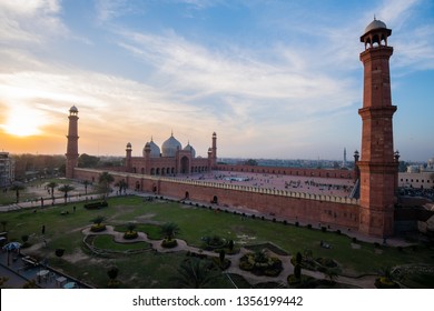 Pakistan Famous Places Images, Stock Photos & Vectors 