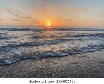 baeutiful sunset at the beach
