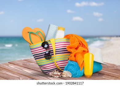 170,934 Beach bag Images, Stock Photos & Vectors | Shutterstock