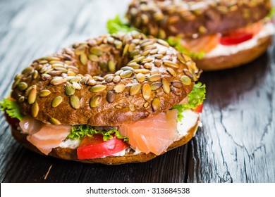 Bagel With Cream Cheese And Smoked Salmon