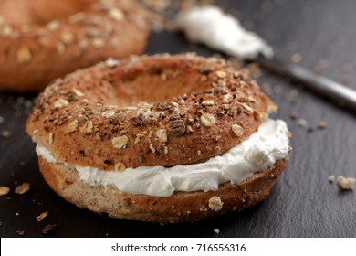 Bagel sandwich with soft cheese
