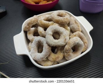 Bagels On The White Square Bowl