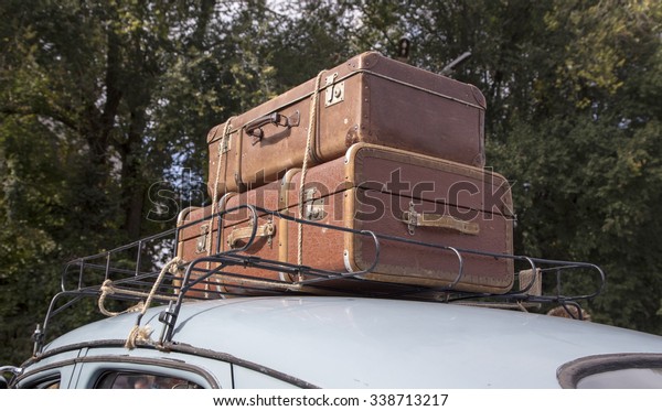 Baggage on a car\
roof