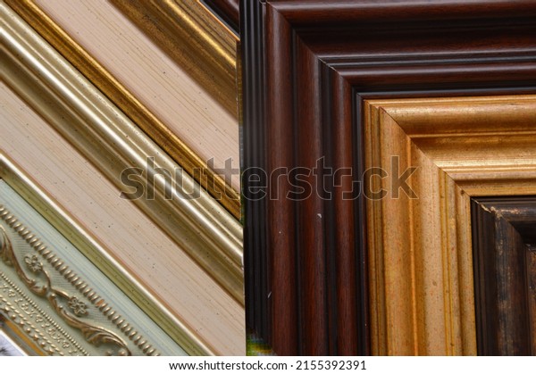 Baguette
frames for paintings and images. Frame
corners