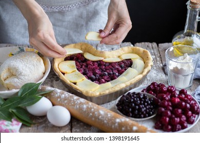 
Bake a fruit cake in the shape of a heart. Delicious homemade cake do it yourself. Cooking. Valentine's Day. Mothers Day. March 8
 - Powered by Shutterstock