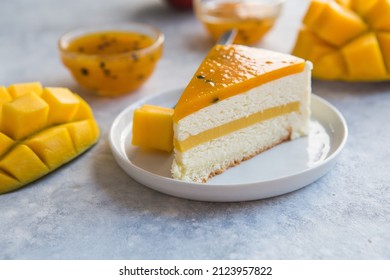 Bake Mango Cheesecake. Healthy Dessert. Vegetarian Food. 