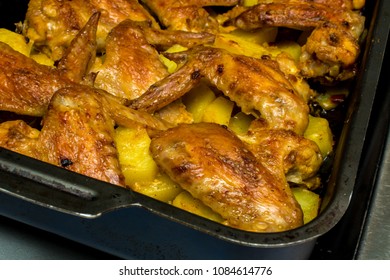 Крылья с картошкой в духовке с корочкой рецепт с фото