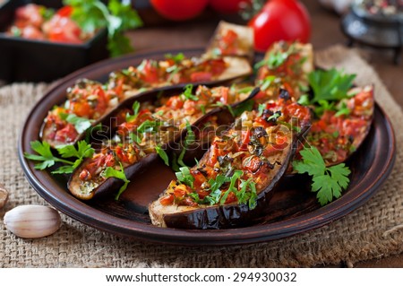 Baked eggplant with tomatoes, garlic and paprika